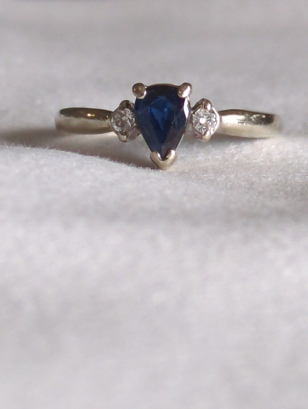 😍 Beautiful ! 1.10 ct. 14k WG Dark Blue Sapphire and Diamond Ring SIZE 7